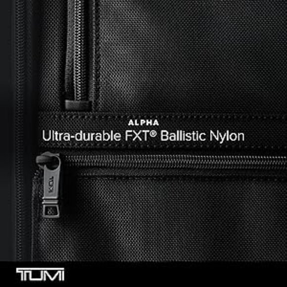 #149 NWT - Tumi Medium Laptop Cover, Black - Picture 6 of 7